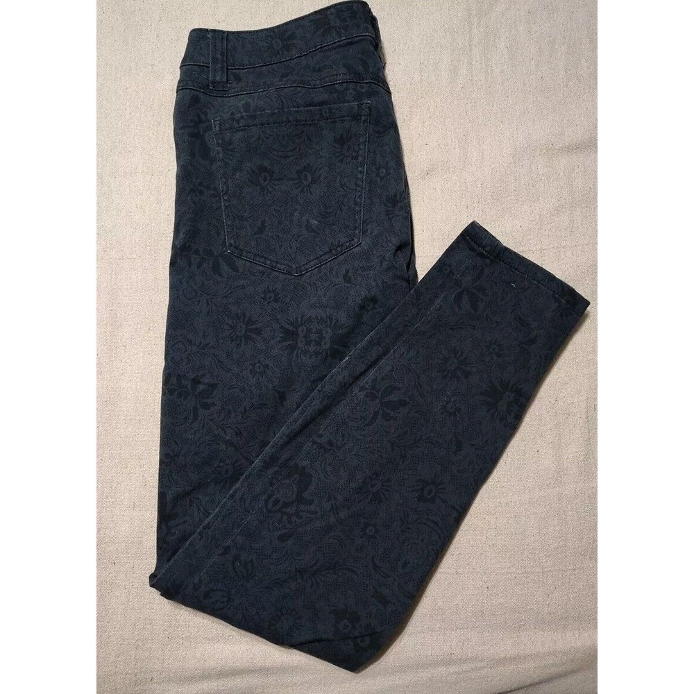 Cabi #3195 curvy skinny jeans size 8 blue paisley Mid Rise Tapered Leg women's T